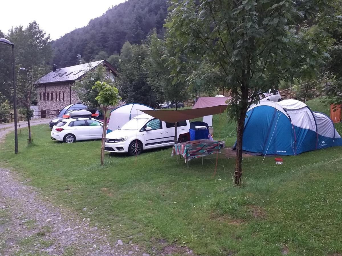 Camping Riu Gelat Hotel Espot Ngoại thất bức ảnh